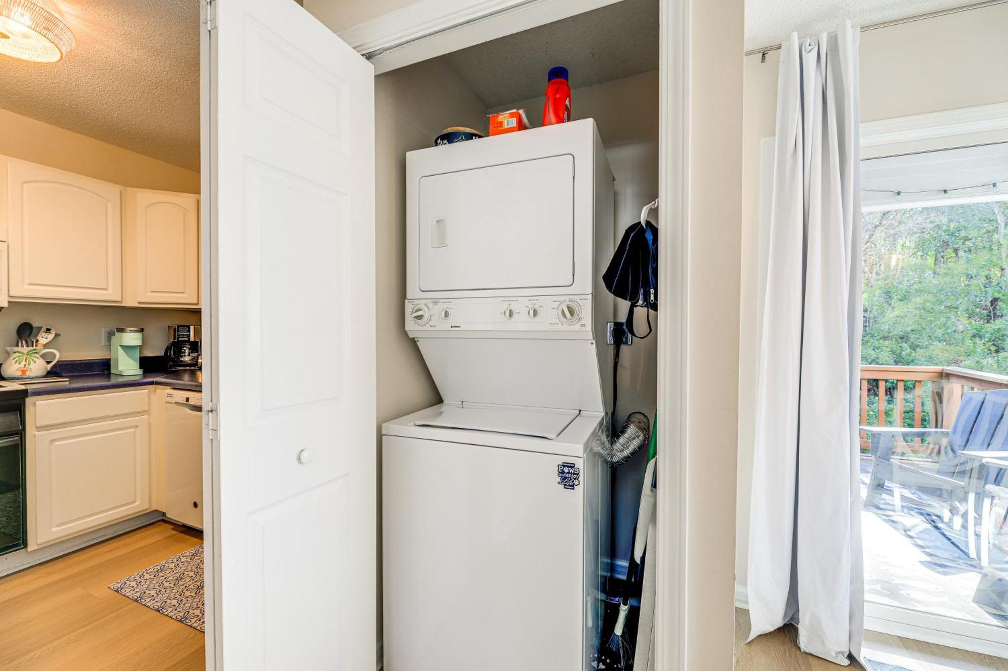 Well-Equipped Emerald Isle Townhome Pets Welcome! Экстерьер фото