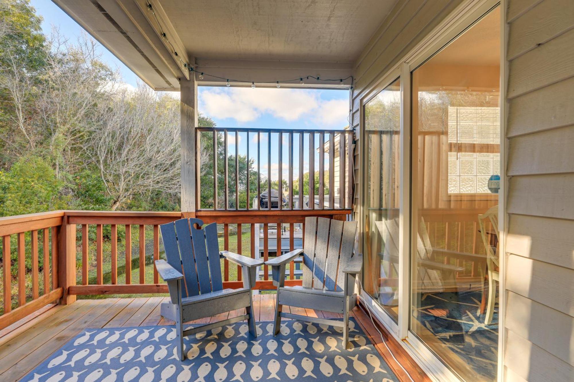 Well-Equipped Emerald Isle Townhome Pets Welcome! Экстерьер фото
